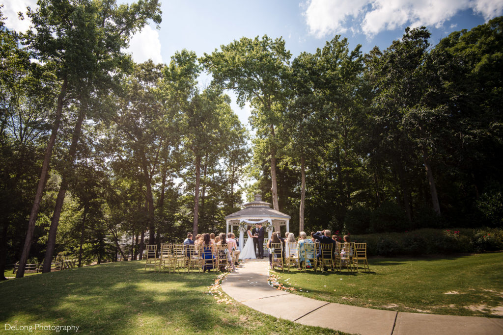 NorthStone Country Club Summer Wedding • DeLong Photography